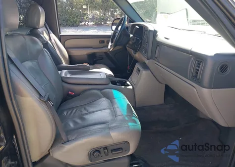 2002 Chevrolet Suburban 1500 Lt from USA, damaged, VIN 1GNEC16T02J249102